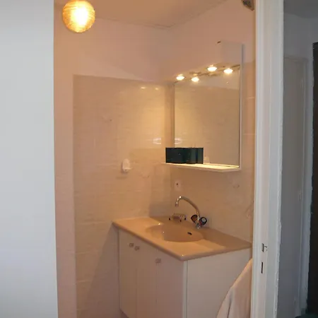 Apartment Les Jardins De Neptune By Interhome *