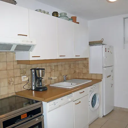Apartment Les Jardins De Neptune By Interhome
